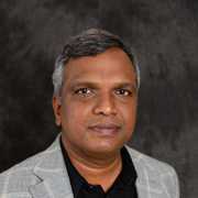 portrait of leadership team member Shailender Pinnapureddy